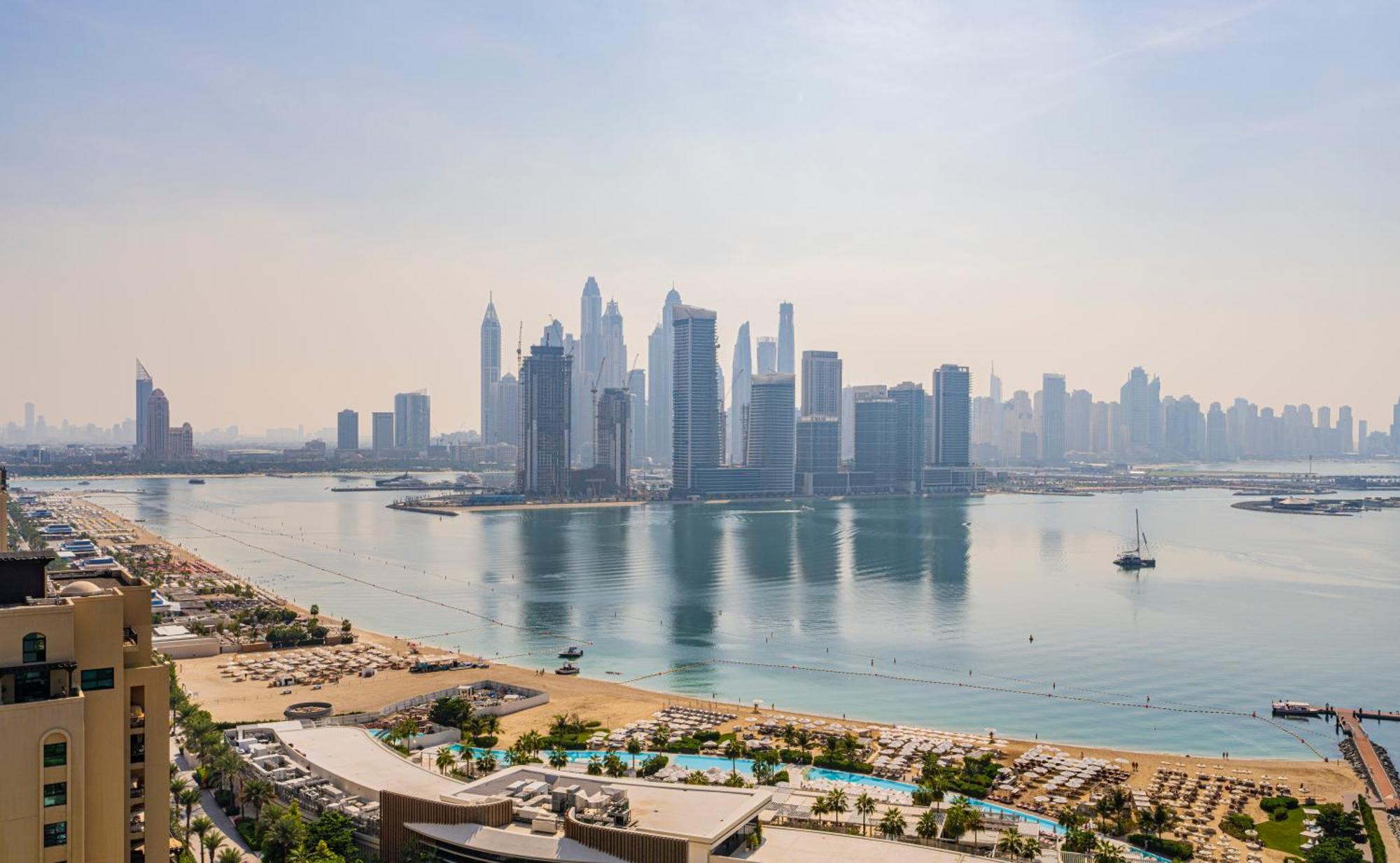 Appartement With Pool And Private Access On Palm Jumeirah Dubai